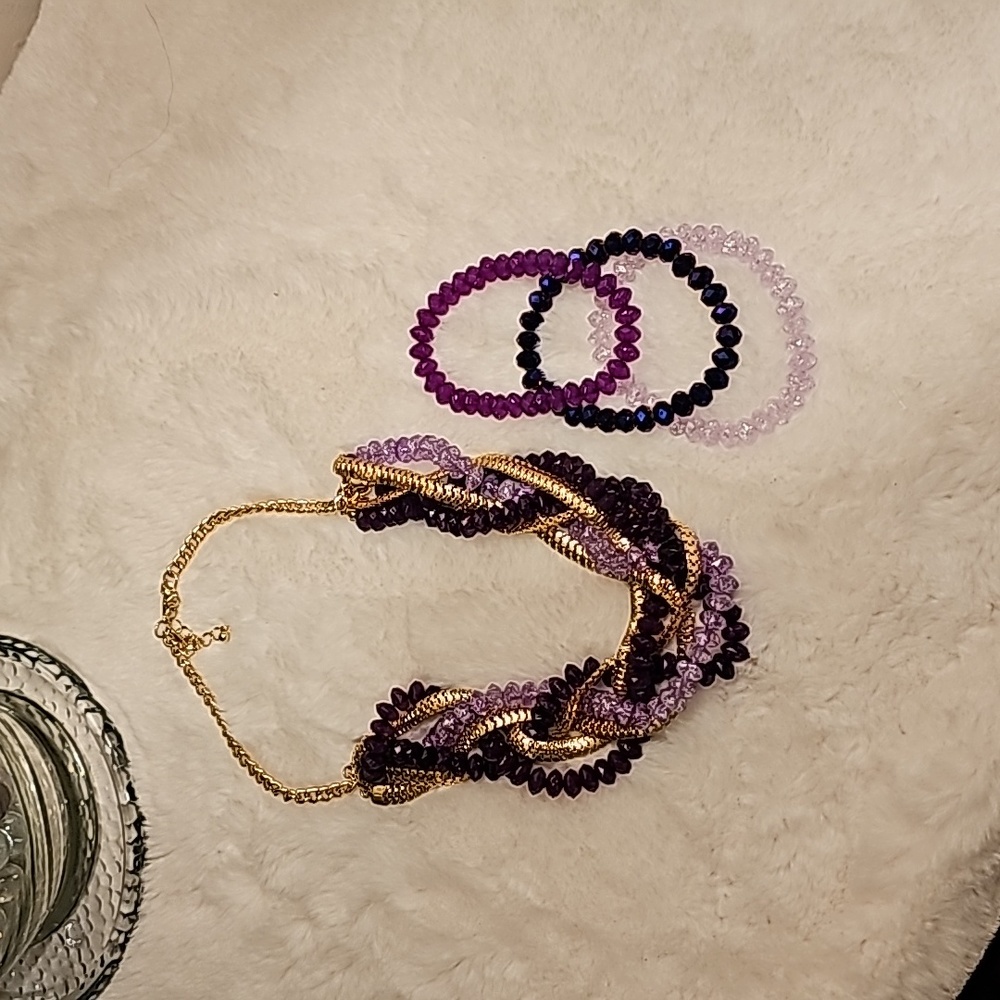 Necklace and bracelets